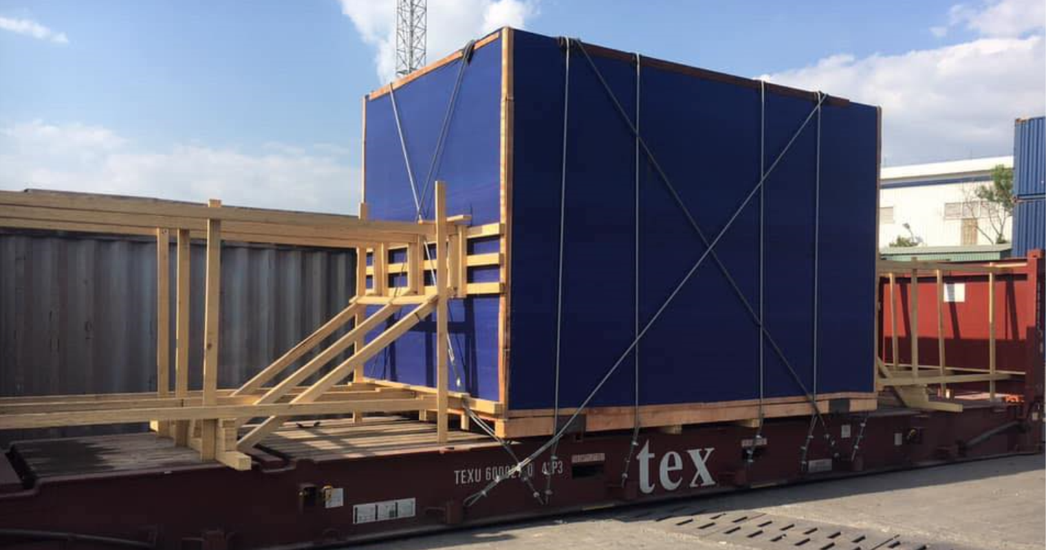 Dịch vụ lashing hàng hóa container flat rack an toàn - DACA PACKING